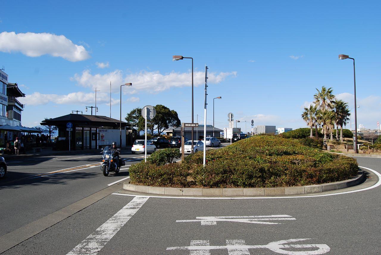 江ノ島バスロータリー